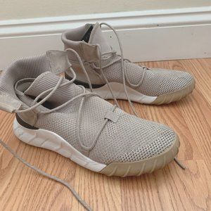 adidas TUBULAR 2.0 SHOES (MEN'S 8)